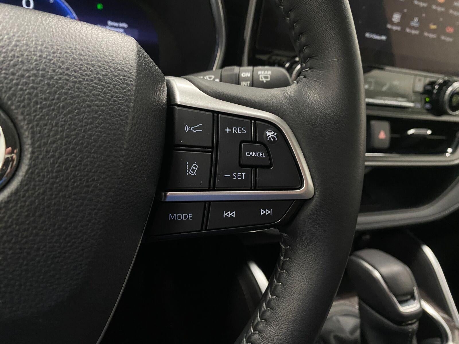 2024 Toyota Highlander Platinum AWD