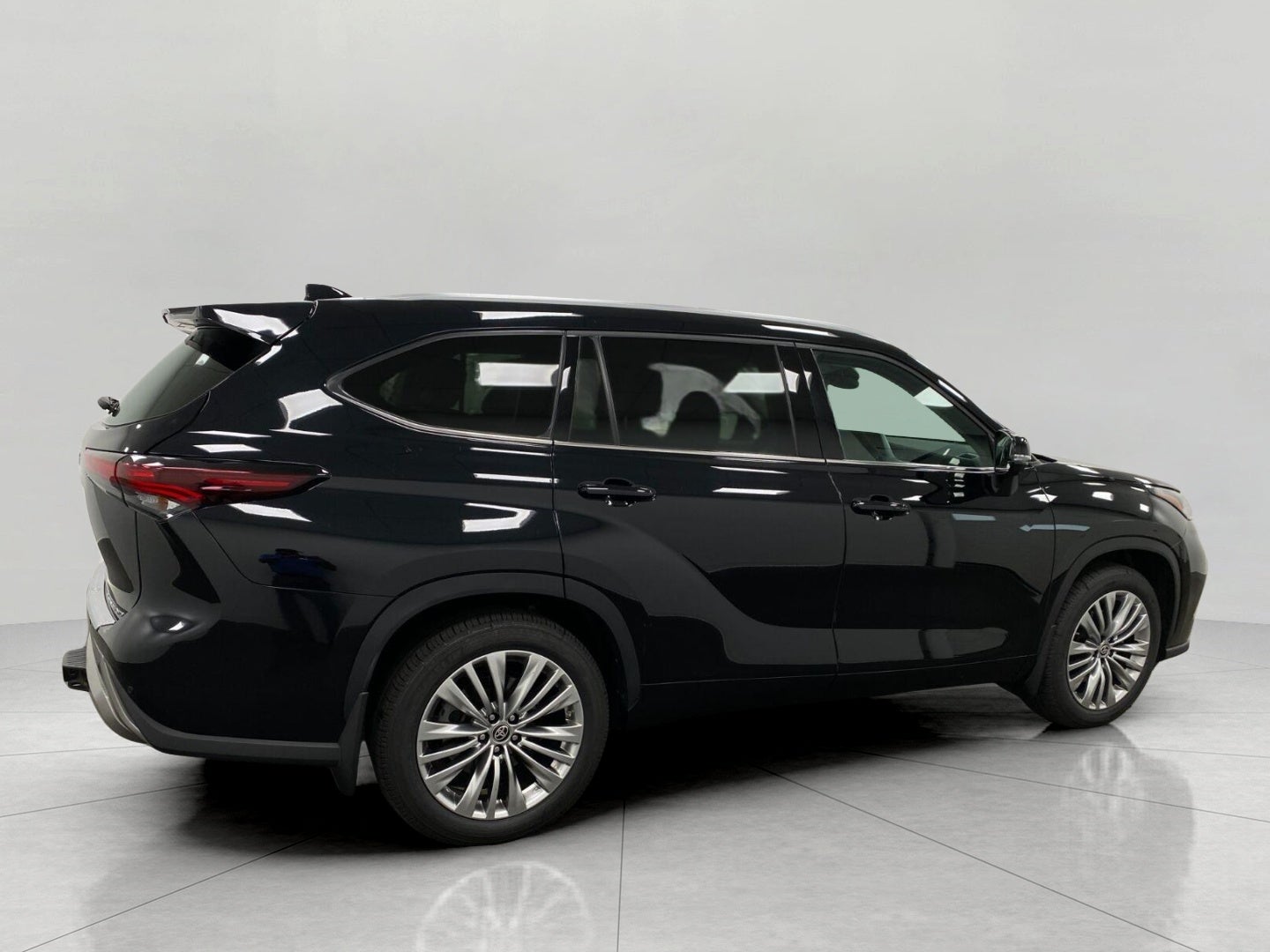 2024 Toyota Highlander Platinum AWD