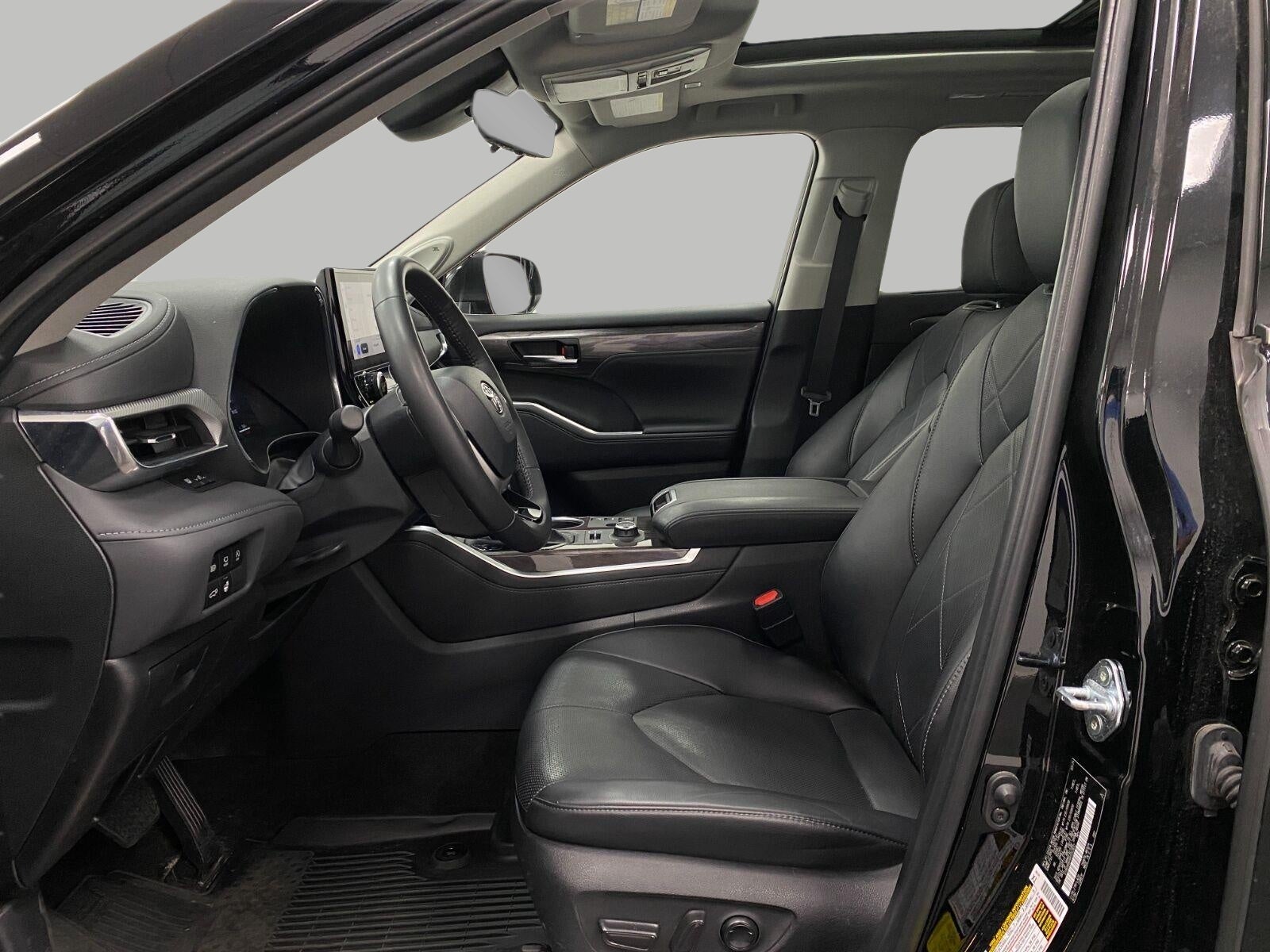 2024 Toyota Highlander Platinum AWD