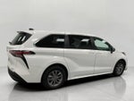 2022 Toyota Sienna LE FWD 8-Passenger