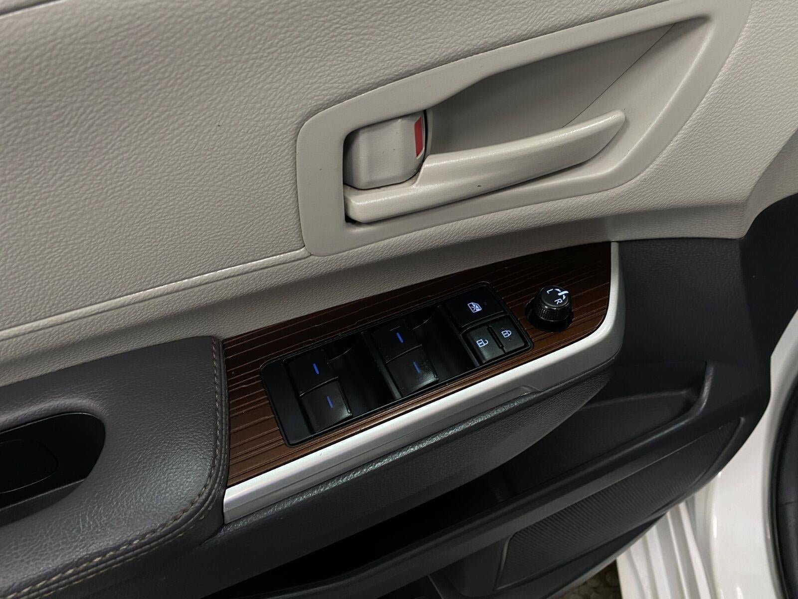 2022 Toyota Sienna LE FWD 8-Passenger