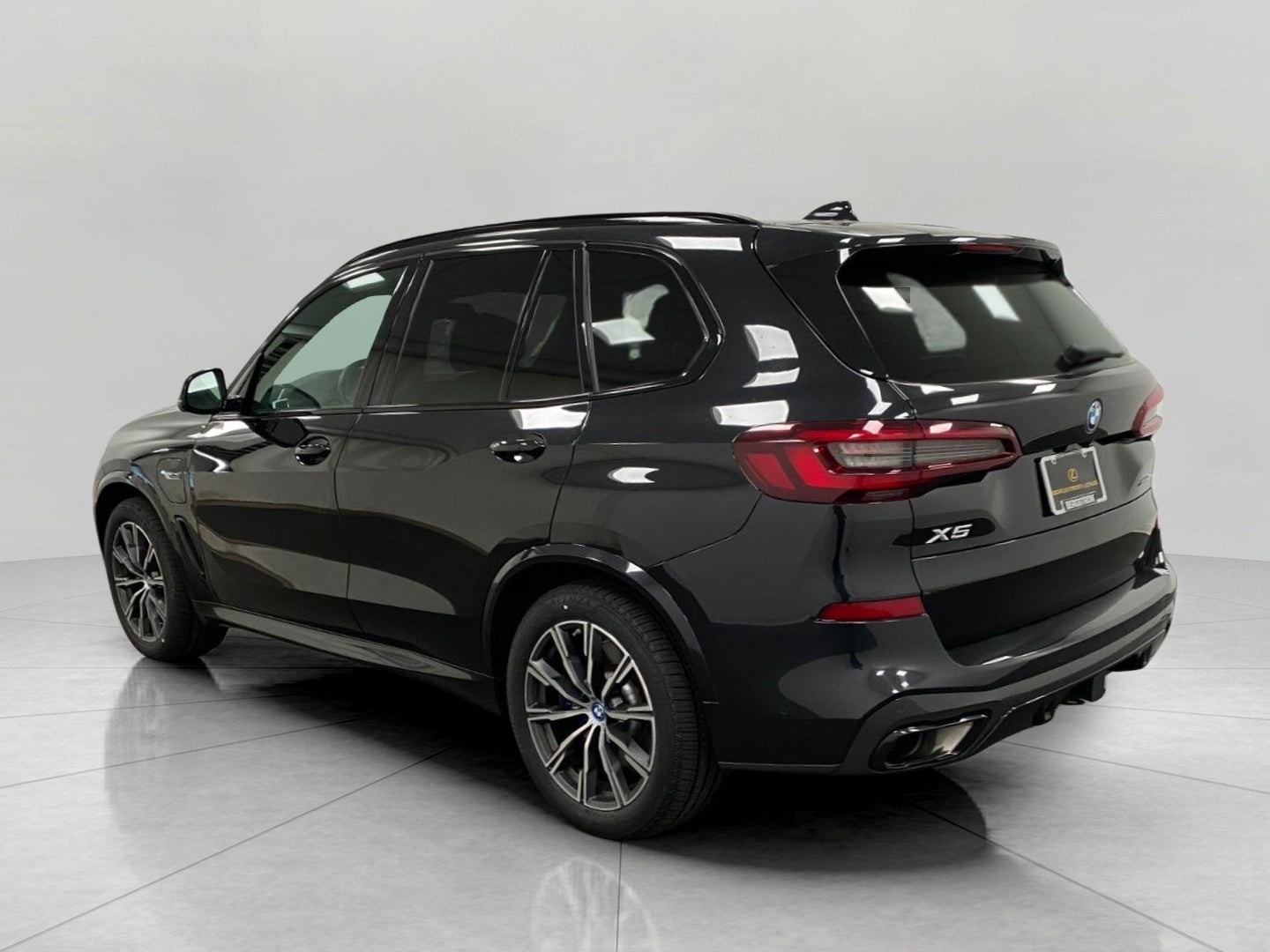 2023 BMW X5 xDrive45e Plug-In Hybrid