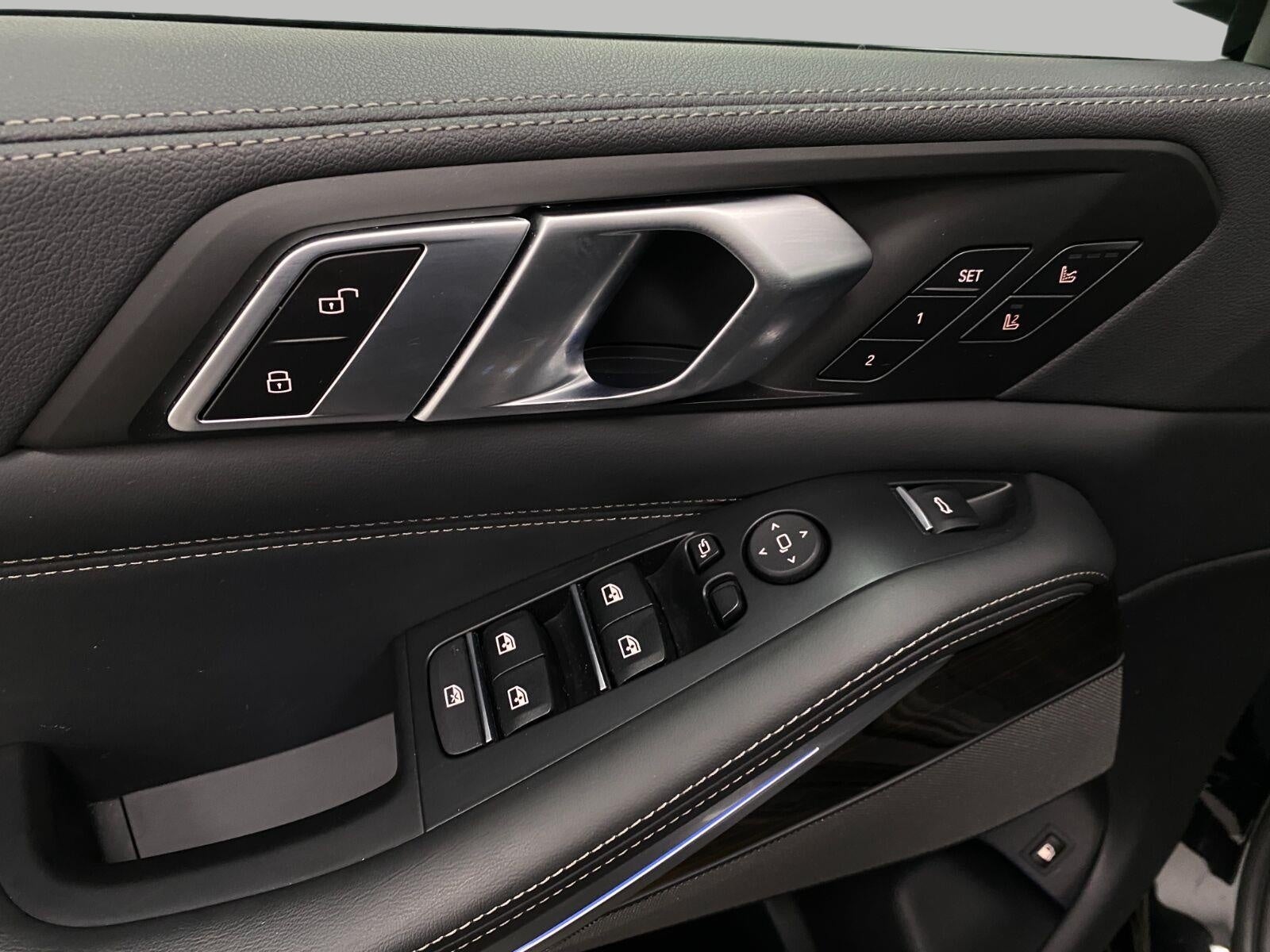 2023 BMW X5 xDrive45e Plug-In Hybrid