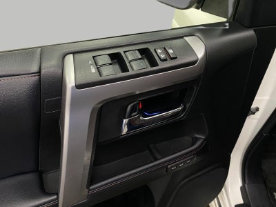 2019 Toyota 4Runner SR5 4WD