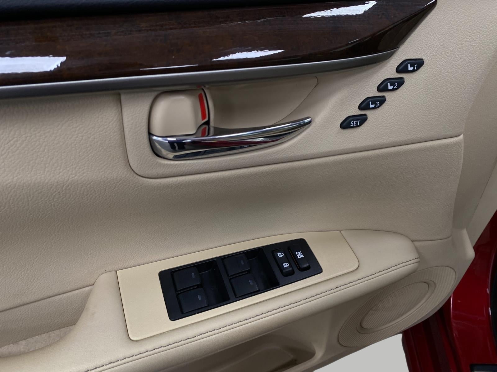2014 Lexus ES 350 4dr Sdn
