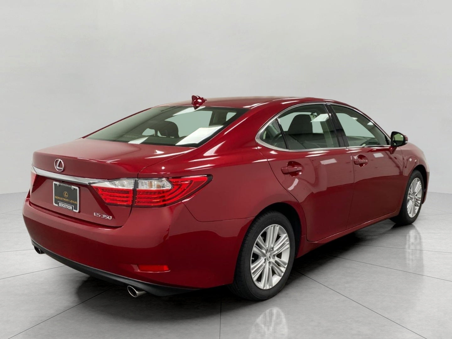 2015 Lexus ES 350 4dr Sdn