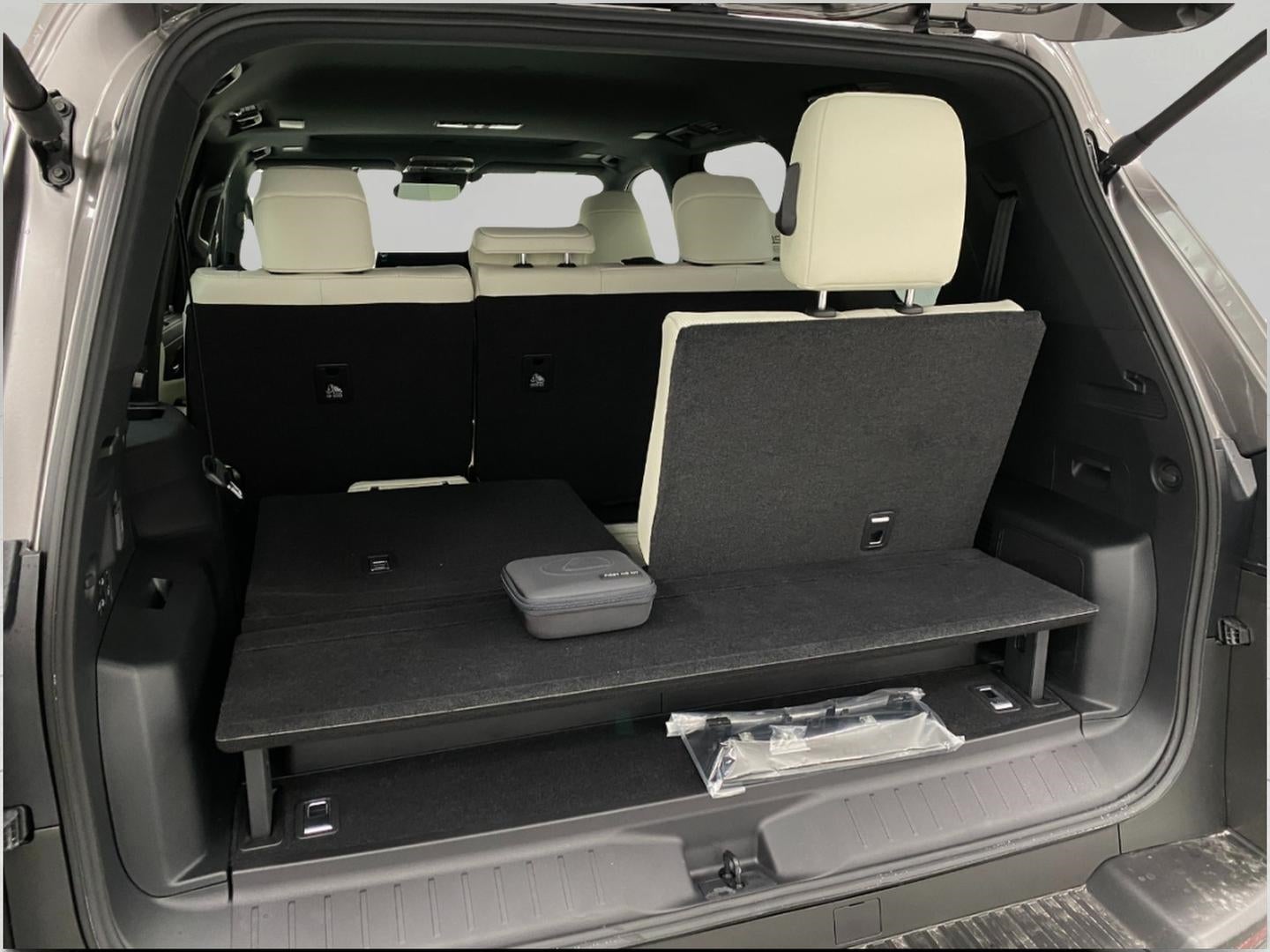 2026 Lexus LX LX 700h Luxury 4WD