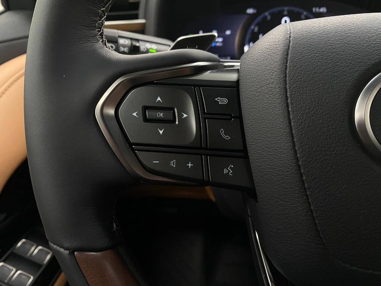 2026 Lexus LX LX 700h Luxury 4WD