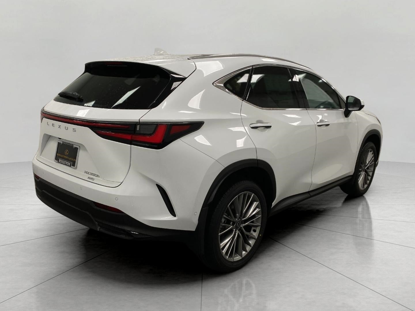 2026 Lexus NX NX 350h Luxury AWD