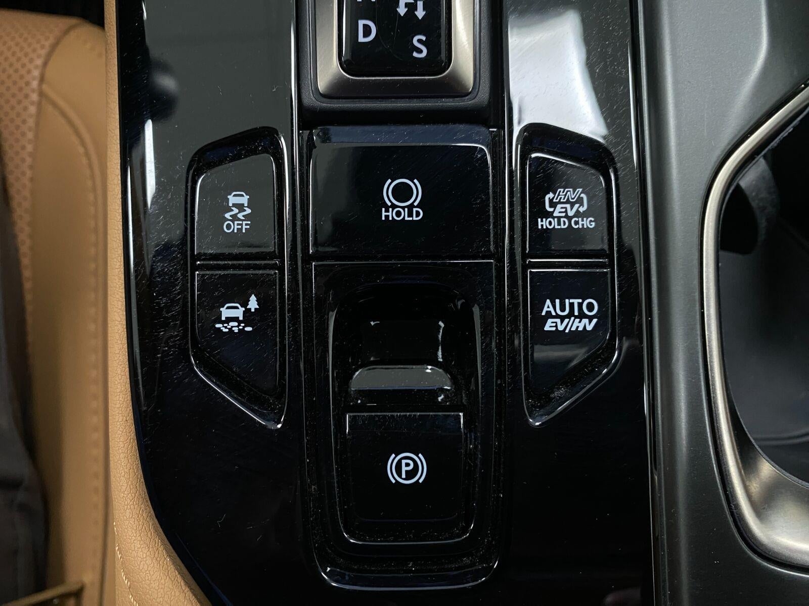 2025 Lexus NX NX 450h+ Luxury AWD