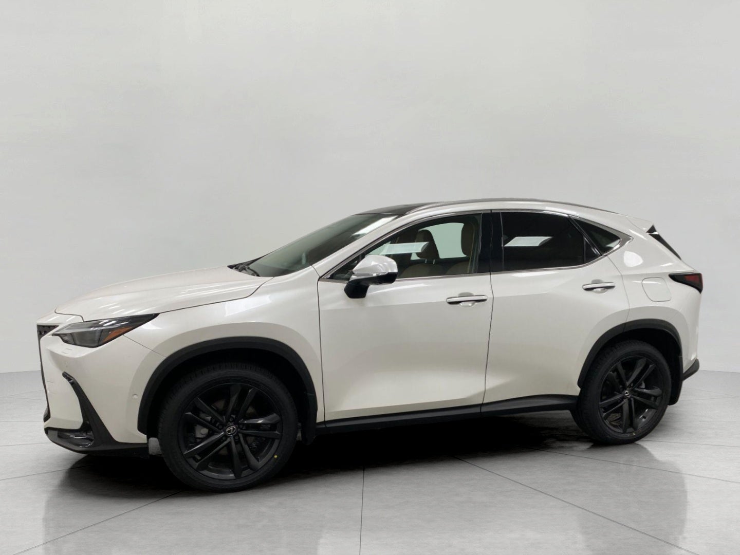 2025 Lexus NX NX 450h+ Luxury AWD