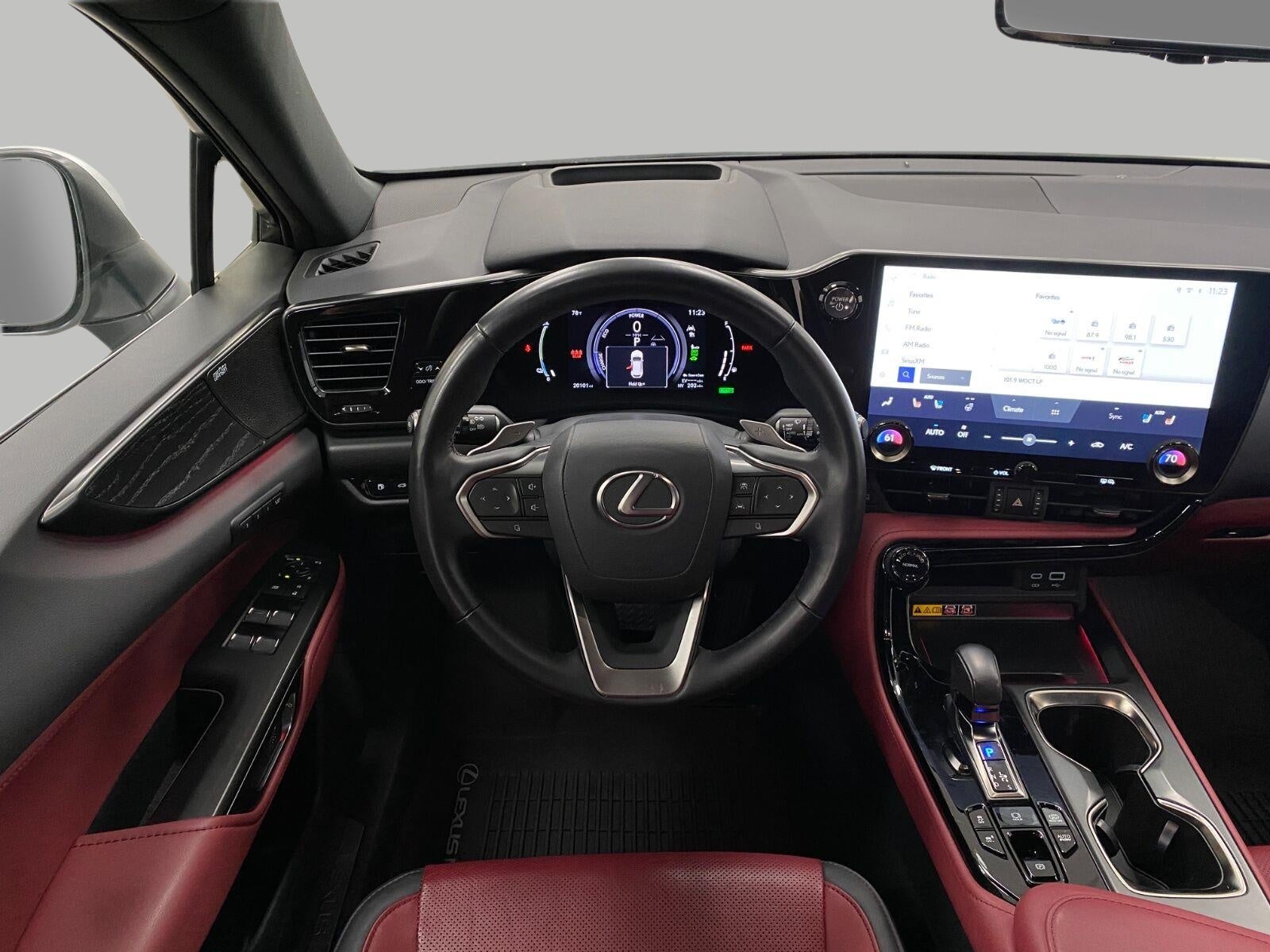2025 Lexus NX NX 450h+ Luxury AWD