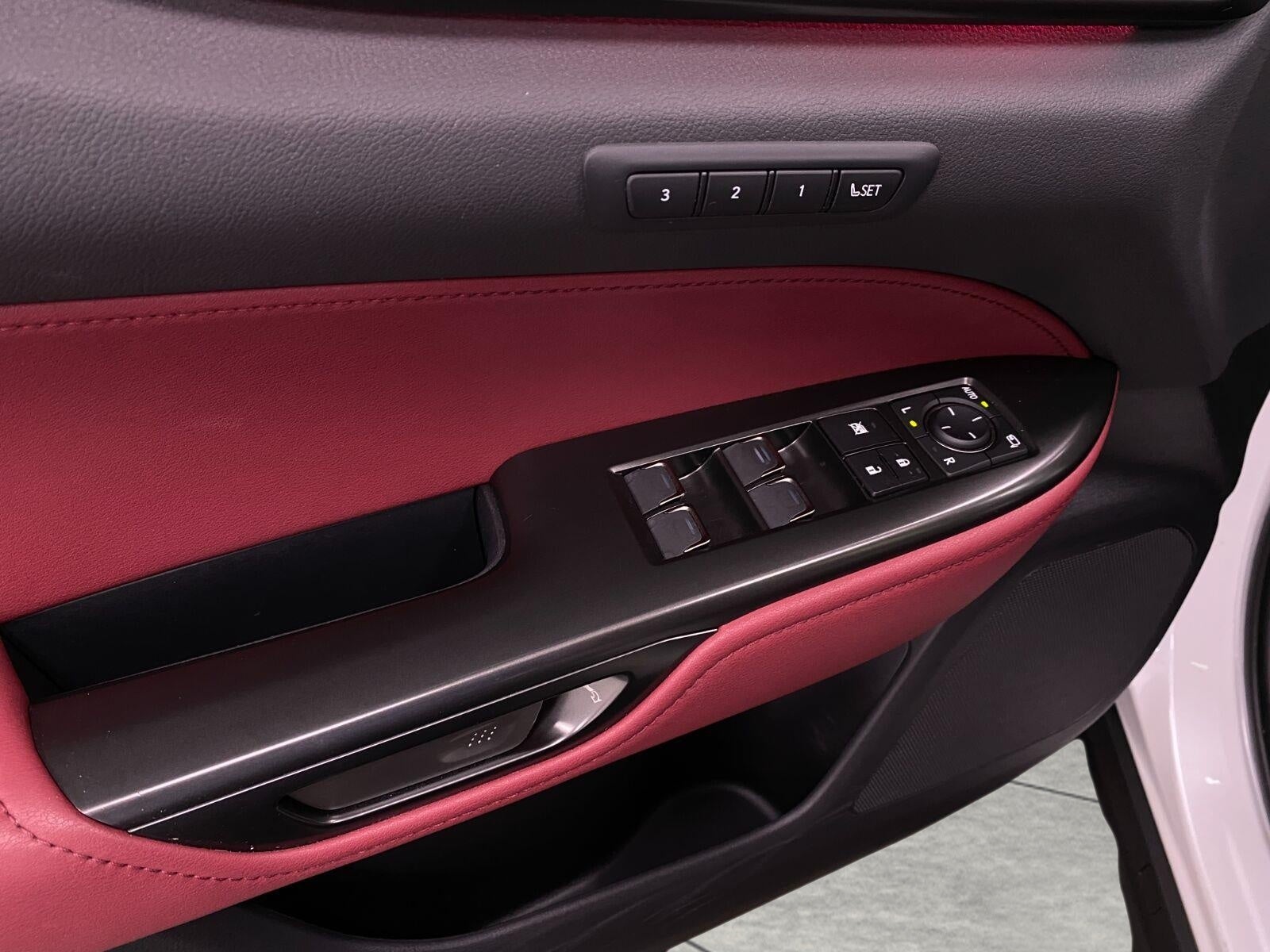 2025 Lexus NX NX 450h+ Luxury AWD