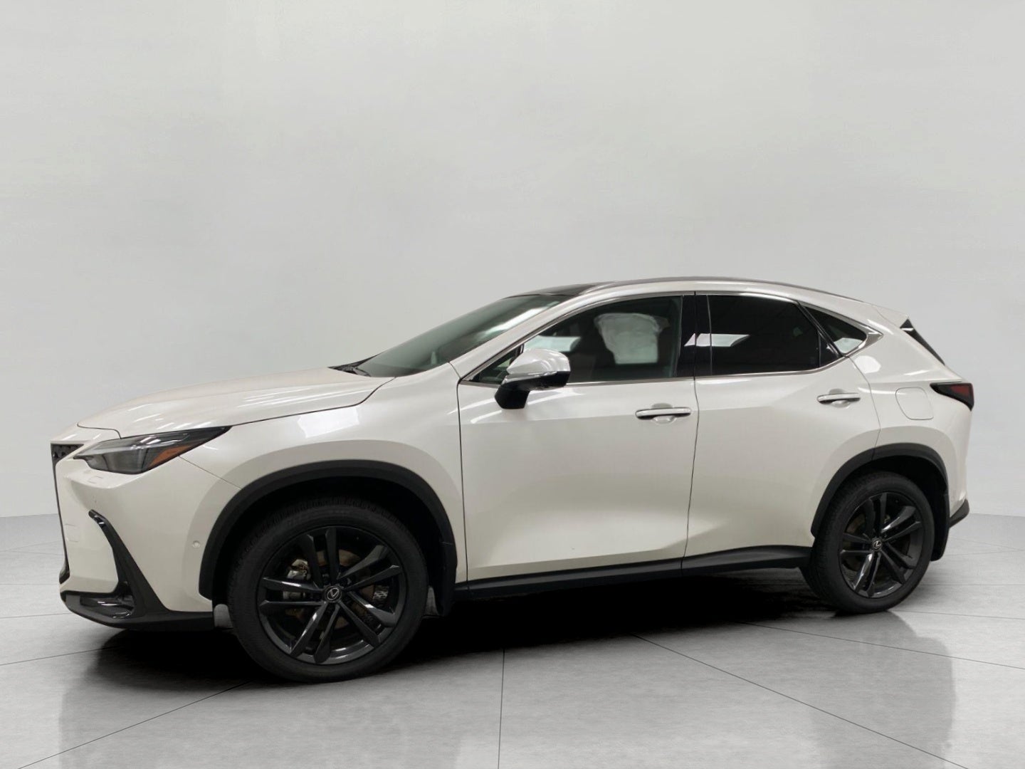 2025 Lexus NX NX 450h+ Luxury AWD