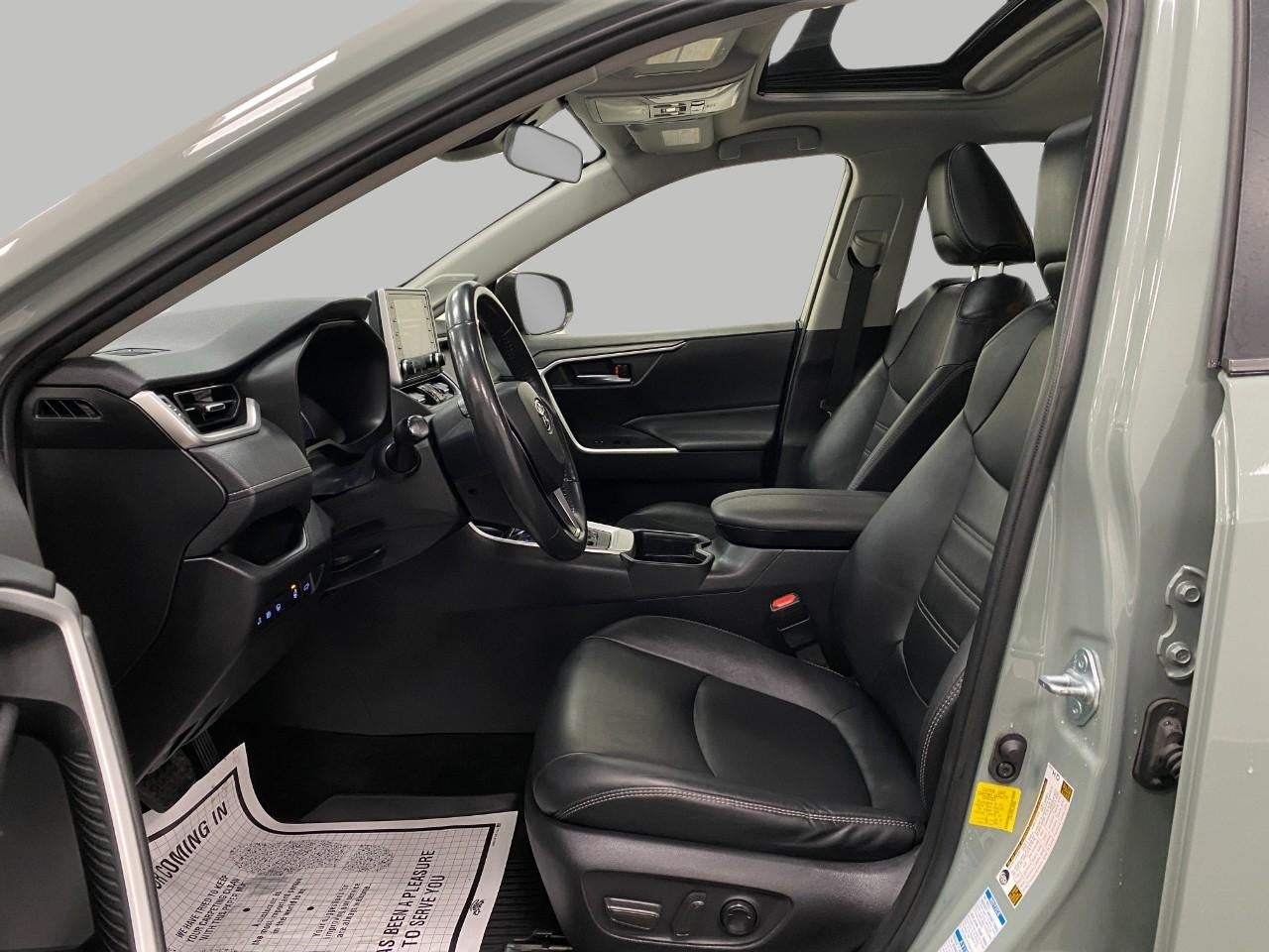 2020 Toyota RAV4 XLE Premium AWD