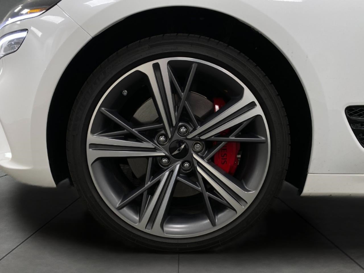 2025 Genesis G70 3.3T Sport Advanced RWD