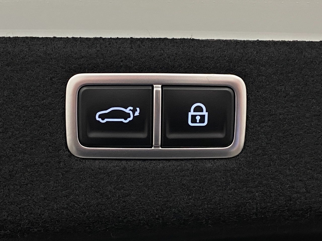 2025 Genesis G70 3.3T Sport Advanced RWD