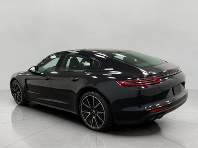 2018 Porsche PANAMERA Base