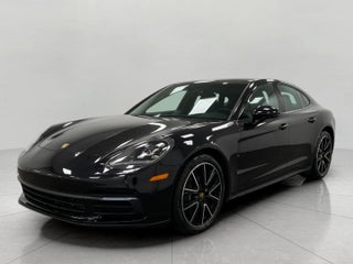 2018 Porsche PANAMERA Base