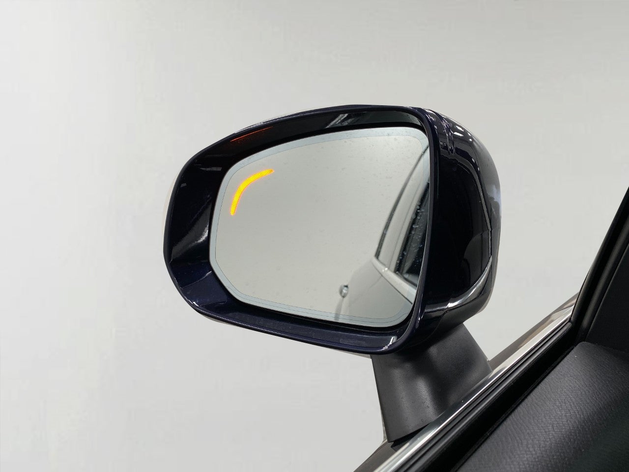 2017 Volvo XC90 T8 eAWD Plug-In Hybrid 7-Passenger Inscription