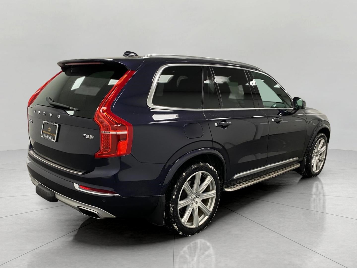 2017 Volvo XC90 T8 eAWD Plug-In Hybrid 7-Passenger Inscription