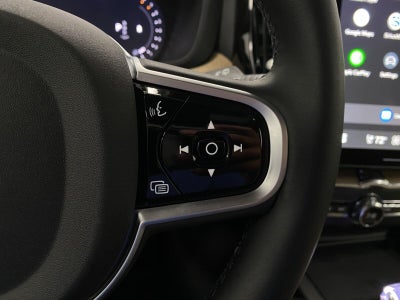 2026 Volvo XC60 B5 AWD Plus