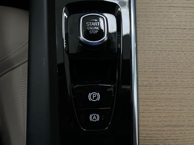 2026 Volvo XC60 B5 AWD Plus