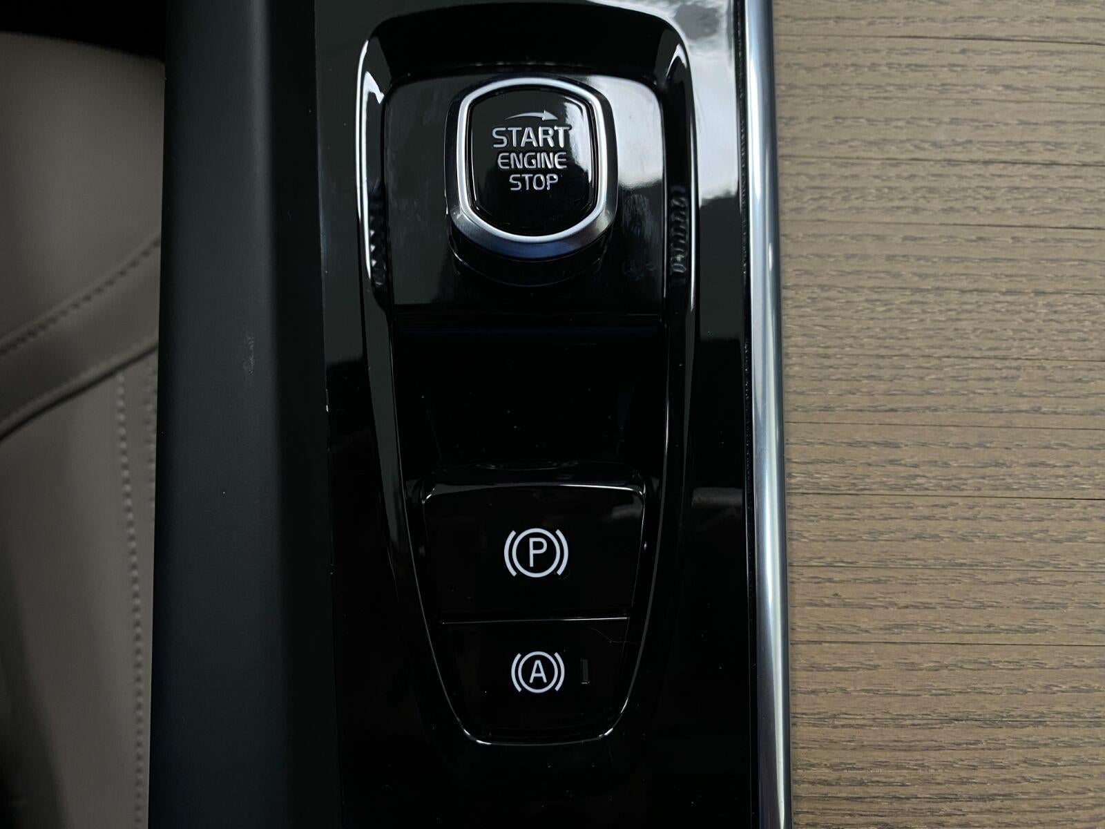 2026 Volvo XC60 B5 AWD Plus