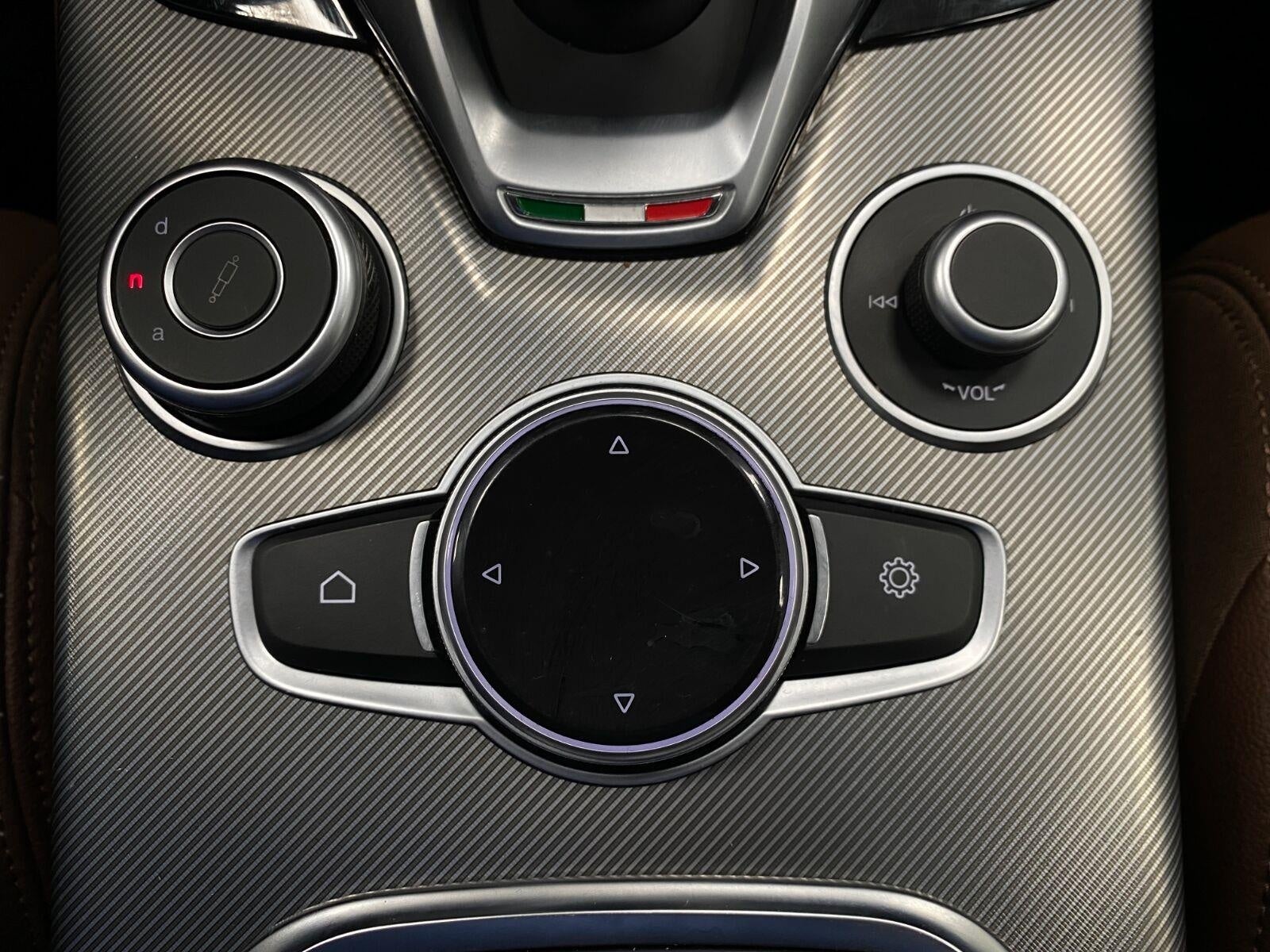 2021 Alfa Romeo Stelvio Ti Sport AWD