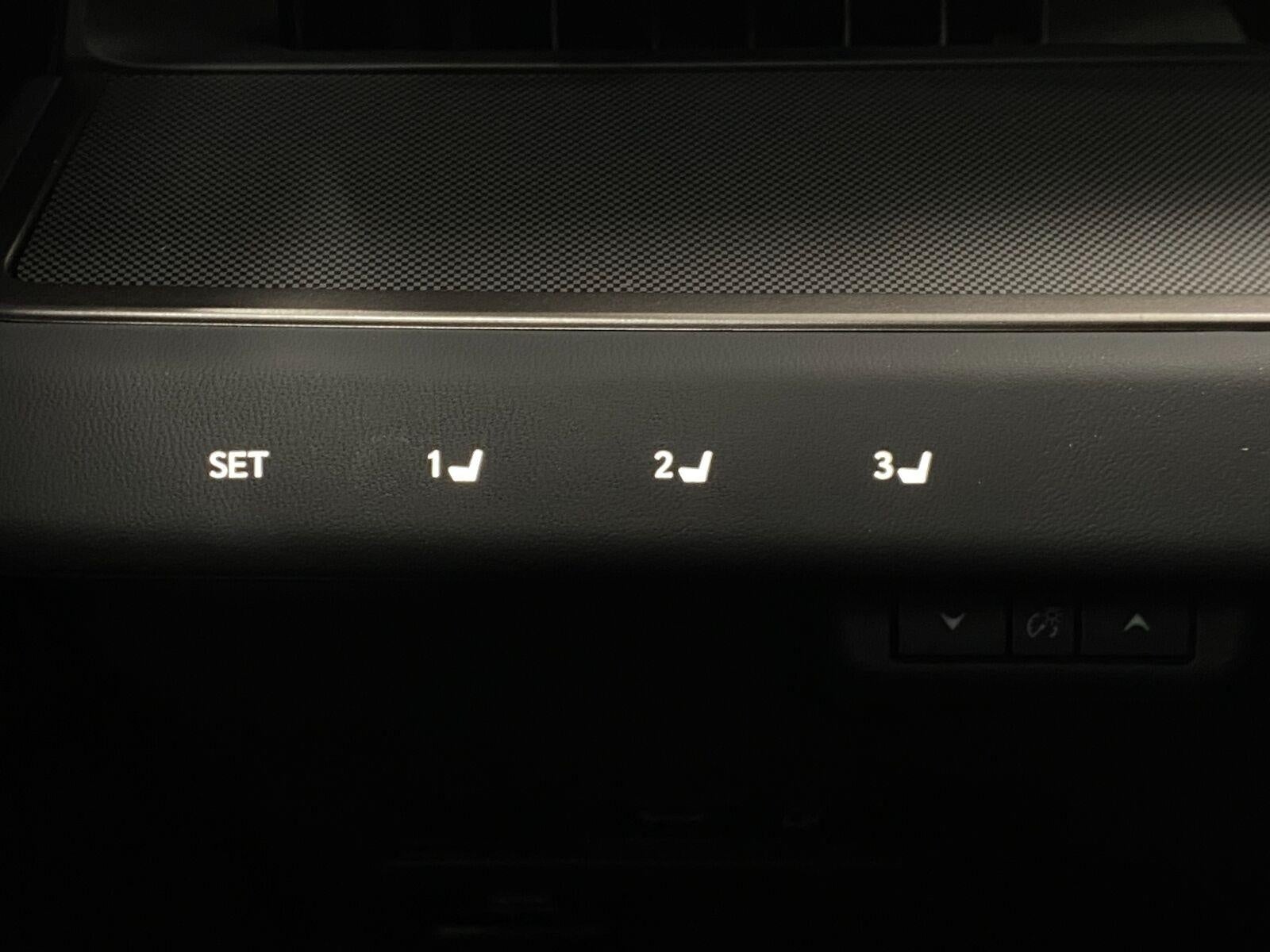 2026 Lexus ES HYBRID ES 350h PREMIUM AWD