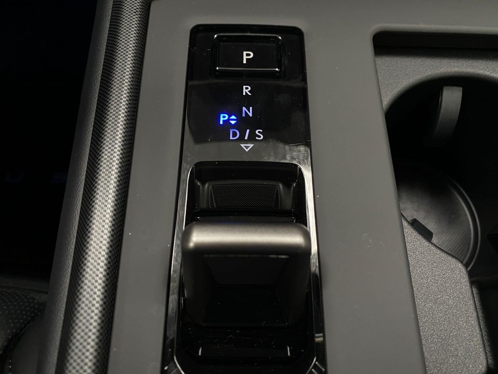 2026 Lexus ES HYBRID ES 350h PREMIUM AWD