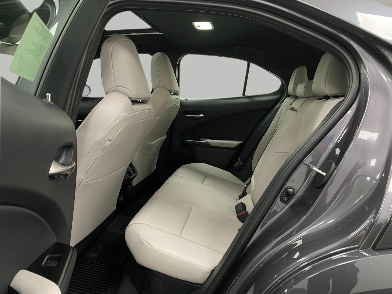 2026 Lexus UX HYBRID UX 300h PREMIUM AWD