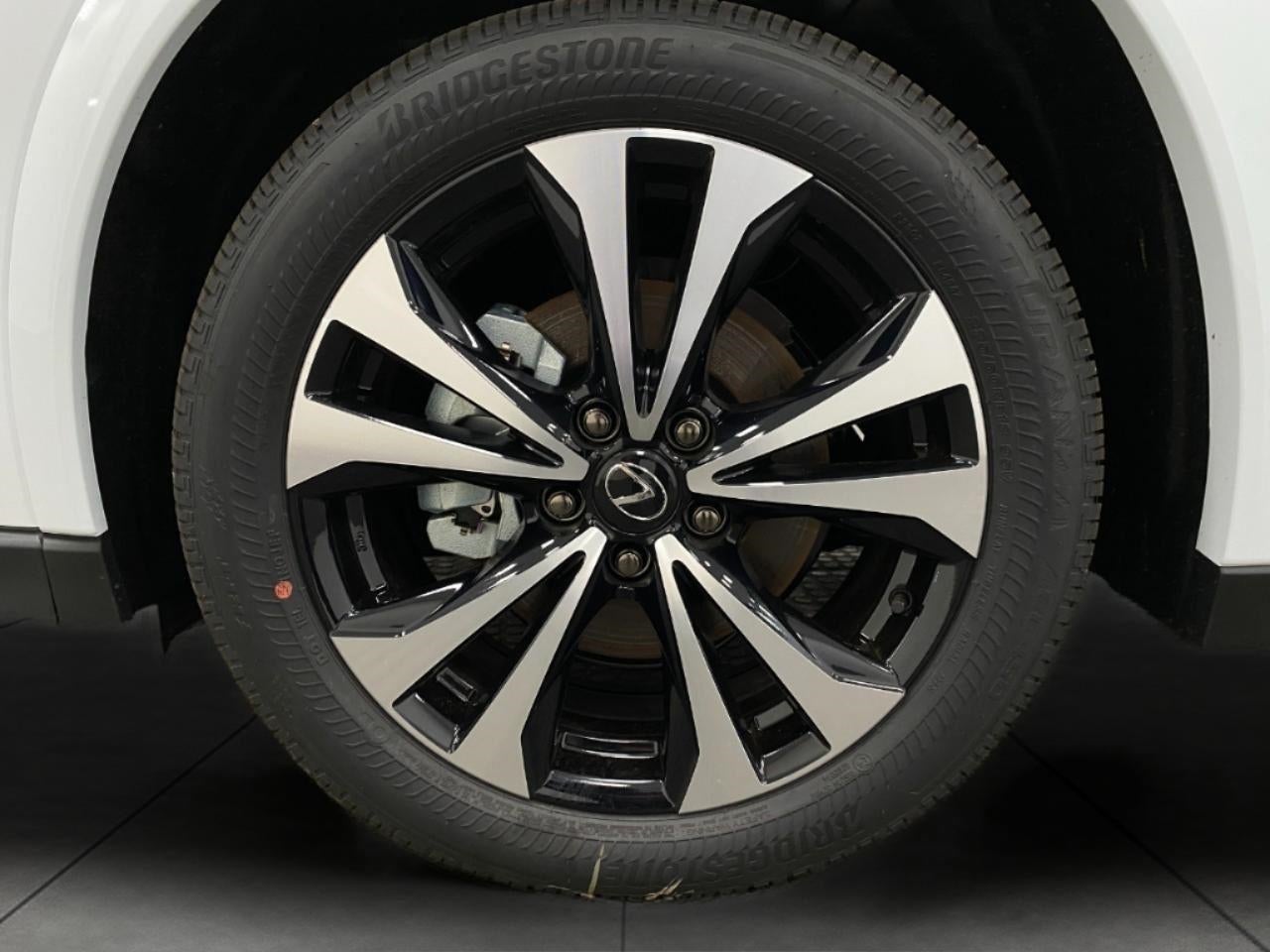 2026 Lexus UX HYBRID UX 300h F SPORT DESIGN AWD